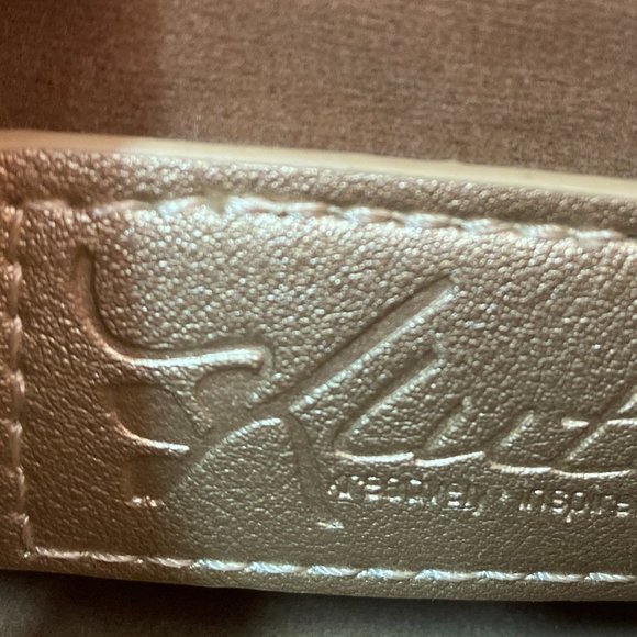 Klutch Sightseer Crossbody Purse Bag Yellow Gold color with croc pattern 9" x 5" - Picture 9 of 9